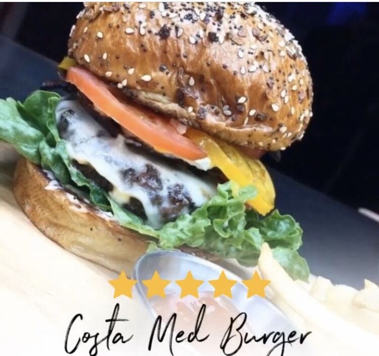 Costa Med Burger.jpg